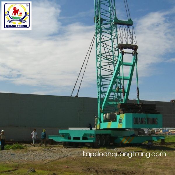 CẨU TRỤC BÁNH LỐP